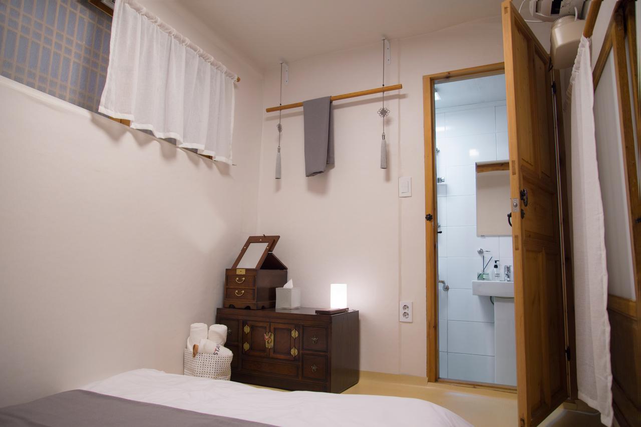 Stay 256 Hanok Guest House سيول المظهر الخارجي الصورة