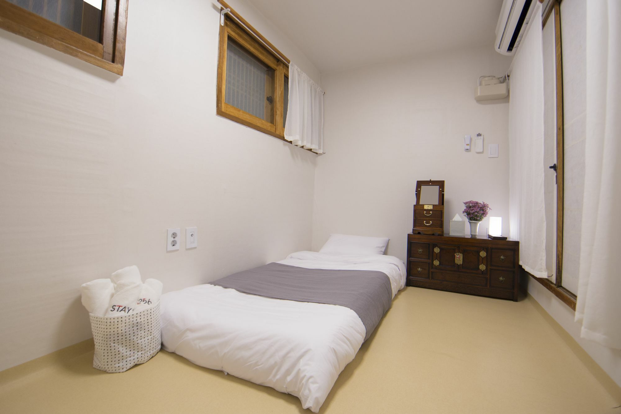 Stay 256 Hanok Guest House سيول المظهر الخارجي الصورة
