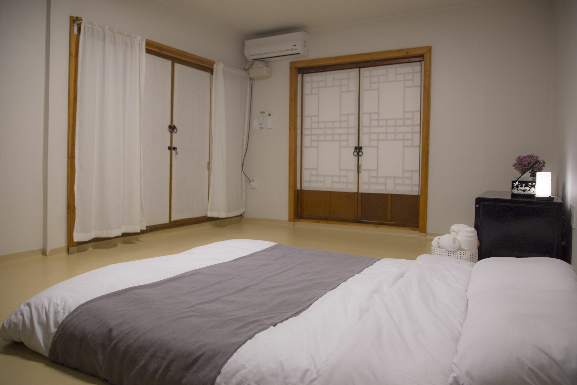Stay 256 Hanok Guest House سيول المظهر الخارجي الصورة